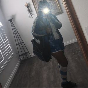 Meet your Posher, Thalia